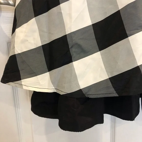 Gunne Sax skirt black and white check with ruffle crinoline extending past hem - Picture 3 of 8